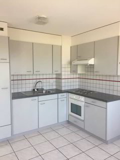 Appartement de 2,5 pièces au 1er étage 1/3