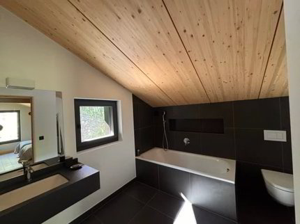 Grand chalet à louer à l'année dans le quartier de Tsamandon, Nendaz. 1/5
