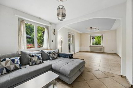 3.5-Zimmer-Einfamilienhaus am Waldrand 1/5