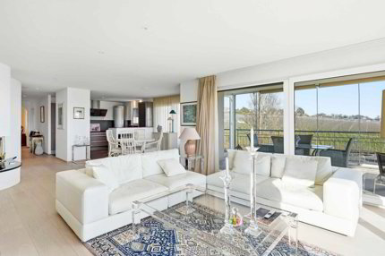 Grand appartement au calme total, avec vue 1/5
