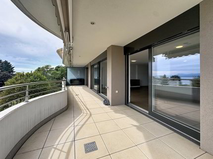 5.5-Zimmer-Wohnung mit Seeblick 1/5