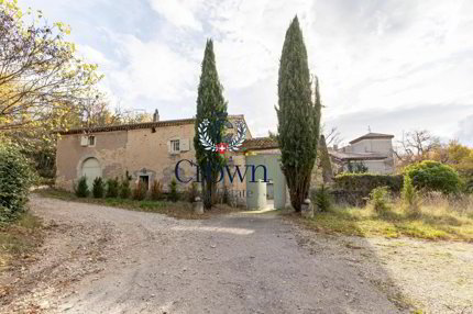 Château de 10 pièces en vente à Saint-Lager-Bressac - 440 m² 1/5