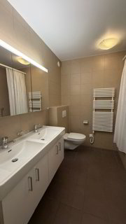 Bel appartement contemporain avec jardin 1/5