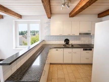 Charmant appartement de 4 pièces au cur de Cressier 1/5