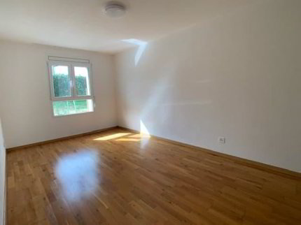 Grand appartement 2,5 pièces au rez-de-chaussée avec terrasse 1/5