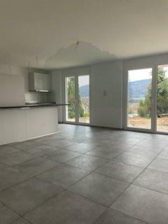 Wunderschönes 3.5-Zimmer-Apartment mit privatem Garten 1/5