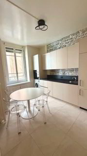 Bel appartement à proximité de Plainpalais 1/5