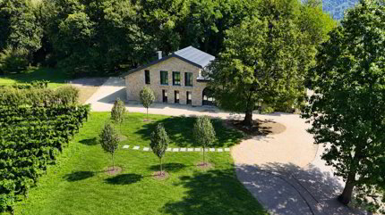 Exklusive Villa umgeben von Weinbergen mit freiem Blick auf den See 1/5