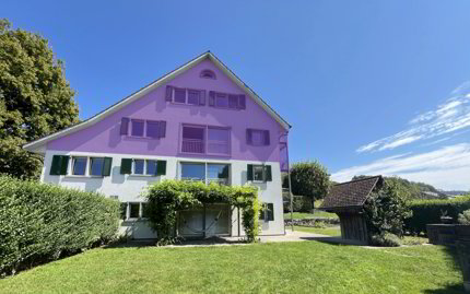 5.5-Zimmer-Dachmaisonettewohnung: grosszügige Wohnoase mit Stil, Charme und Charakter! 1/5