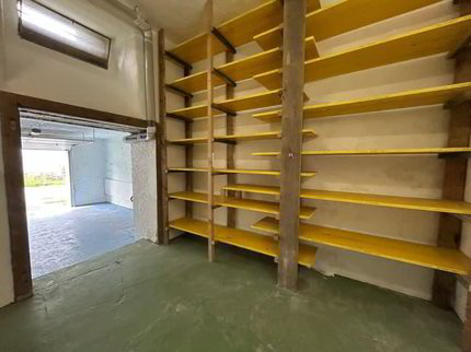 A louer: dépôt de 63 m2 - Rue de Chasseral 1, St-Imier 1/5