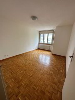 Praktische 2-Zimmerwohnung mitten in Biel 1/5