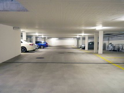 Einstellplätze mit und ohne E-Ladestation in heller Tiefgarage in Abtwil zu vermieten 1/3