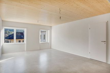Corgémont, magnifique appartement de 2.5 pièces, ascenseur, balcon 1/5