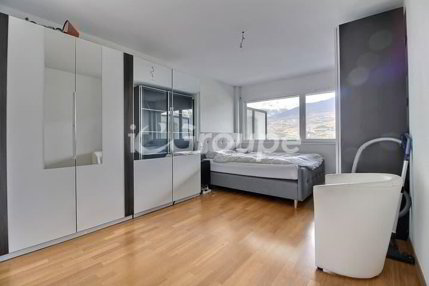 Charmant appartement de 2.5 pièces à louer à Bramois. 1/5