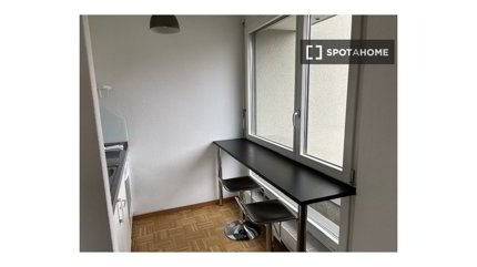 undefined 1/1