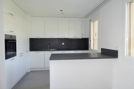 Bijou! neu renovierte 3.5 Zi-Eigentumswohnung 1/5