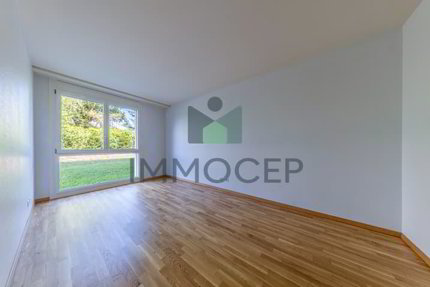 Exclusif: Spacieux 5 pièces traversant de 150m2 pondérés avec box 1/5