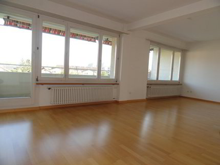 4.5-Zimmerwohnung in ruhigem Quartier 1/5