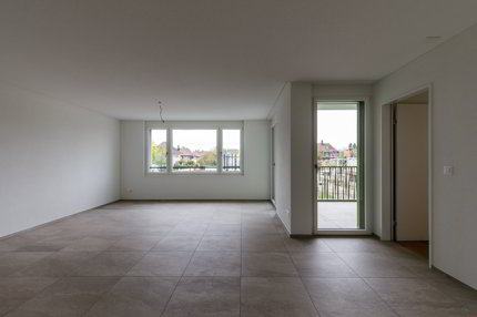 Top 3 1/2-Zimmerwohnung im 1. OG in der Überbauung Blumenau 1/5