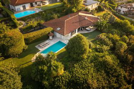 Terreno edificabile con annessa villa unifamiliare da ristrutturare 1/1