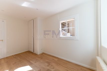 Rue des Cèdres – Bureau d'env. 62 m² au 1er sous-sol 1/5