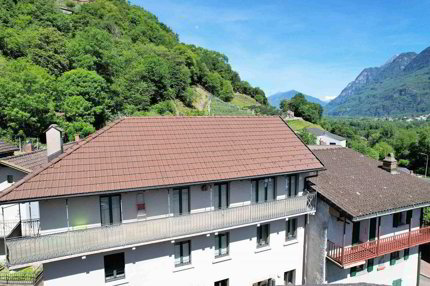 Maison double de 7 pièces en vente à Gnosca - 180 m² 1/5