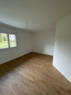 Appartement entièrement rénové au centre d'Etoy 1/3