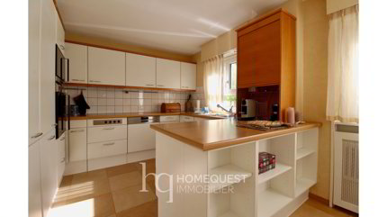 Appartement spacieux entièrement meublé, de 3.5 pièces, avec belle vue lac 1/5