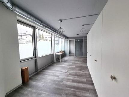 Local commercial au centre de Fully 1/5