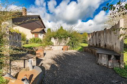 Maison individuelle de 5.5 pièces en vente à Bassins - 140 m² 1/5