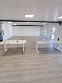 Idéal pour bureaux, salles de cours,formation, activité administrative 1/5