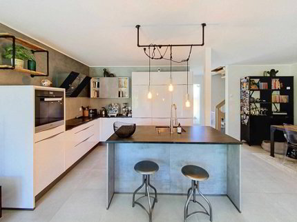 Maison individuelle de 5.5 pièces en vente à Saint-Oyens - 240 m² 1/5