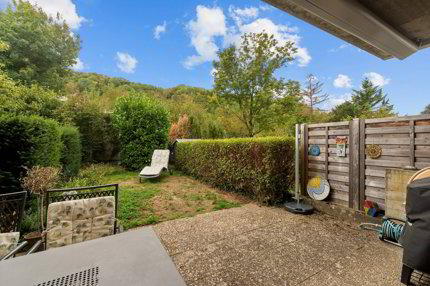 Maison mitoyenne de 7.5 pièces en vente à Riehen - 216 m² 1/5