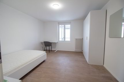 Möblierte und frisch sanierte Zimmer in WG-Wohnungen - ideal für Studierende oder Alleinstehende 1/5