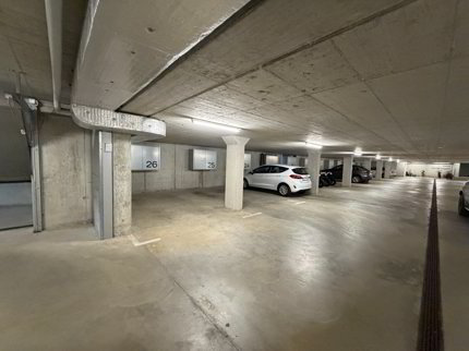 Einstellhallenplatz 1/5