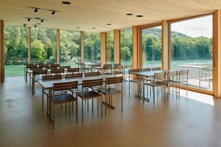 160 m² exklusive Bürofläche - Atelier - Werkraum für kreative Köpfe direkt am Wasser 1/5