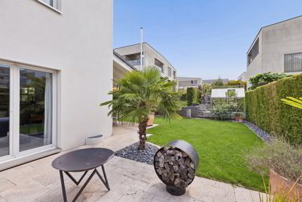 Familienfreundliches 6-Zimmer-Einfamilienhaus mit Garten 1/5