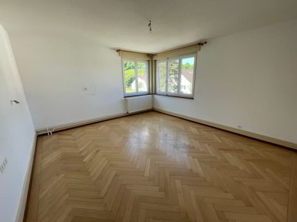 Grande maison rénovée située au centre du village de Chevenez 1/5