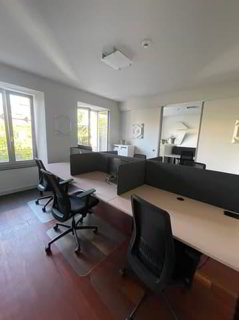 Bureau moderne et lumineux à La Chaux-de-Fonds 1/5