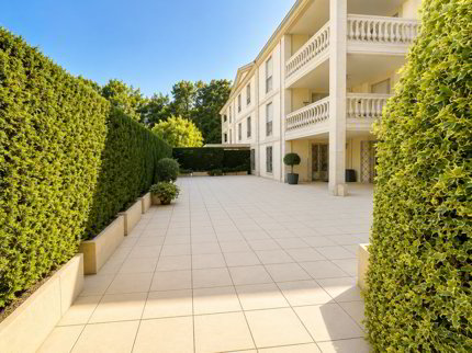 L'esprit d'une villa – SUPERBE appartement 1/5