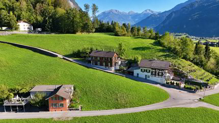 Baulandparzelle im Ortsteil Riedern in der Gemeinde Glarus 1/1