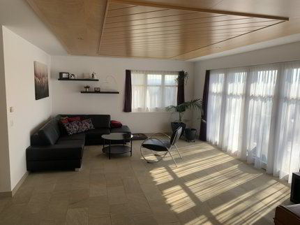 Ein traumhaftes Haus mit Swimmingpool 1/5