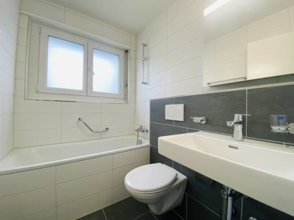Nachmieter per sofort gesucht -genütliche 3.5-Zimmerwohnung mit Balkon 1/5