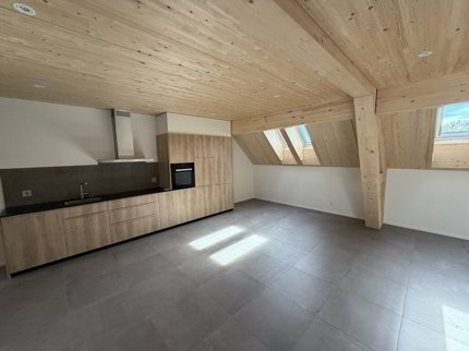 Appartement de 4.5 pièces en location à Coeuve - 116 m² 1/5