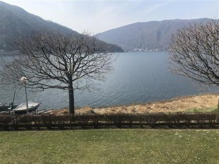 4.5 Zimmer Wohnung, Wohnung mit Blick auf den See, appartamento 4,5 locali fronte lago a Maroggia, Ticino. 1/1