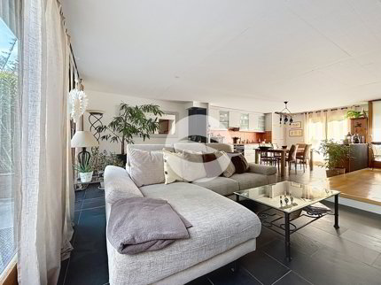 Villa contiguë avec 4 chambres 1/5