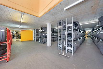 Local commercial en location à Abtwil SG - 1 577 m² 1/5