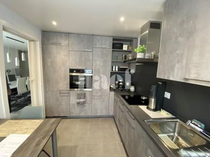 Appartement de 4.5 pièces au 2e étage 1/3