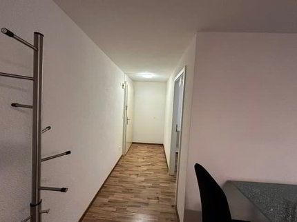 Appartement meublé de 2 pièces au rez-de-chaussée. 1/5