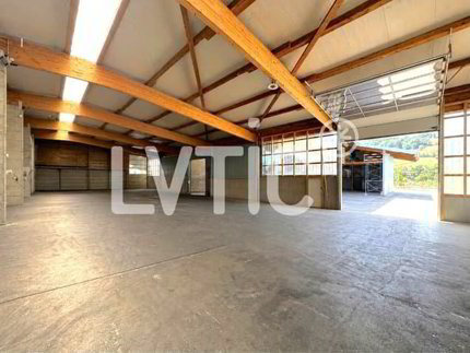 EXCLUSIVITÉ - Halle industrielle de 1500 m2 à louer à Moudon 1/5